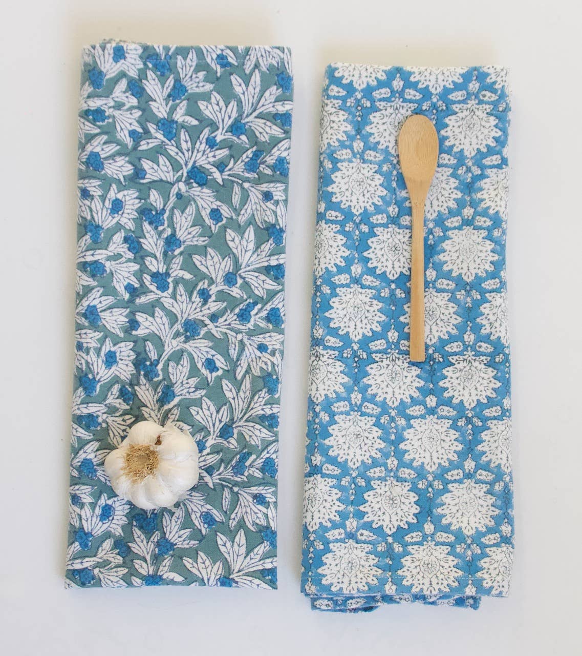 Torchon de cuisine - motif bleu vif - imprimé à la main - 100%coton